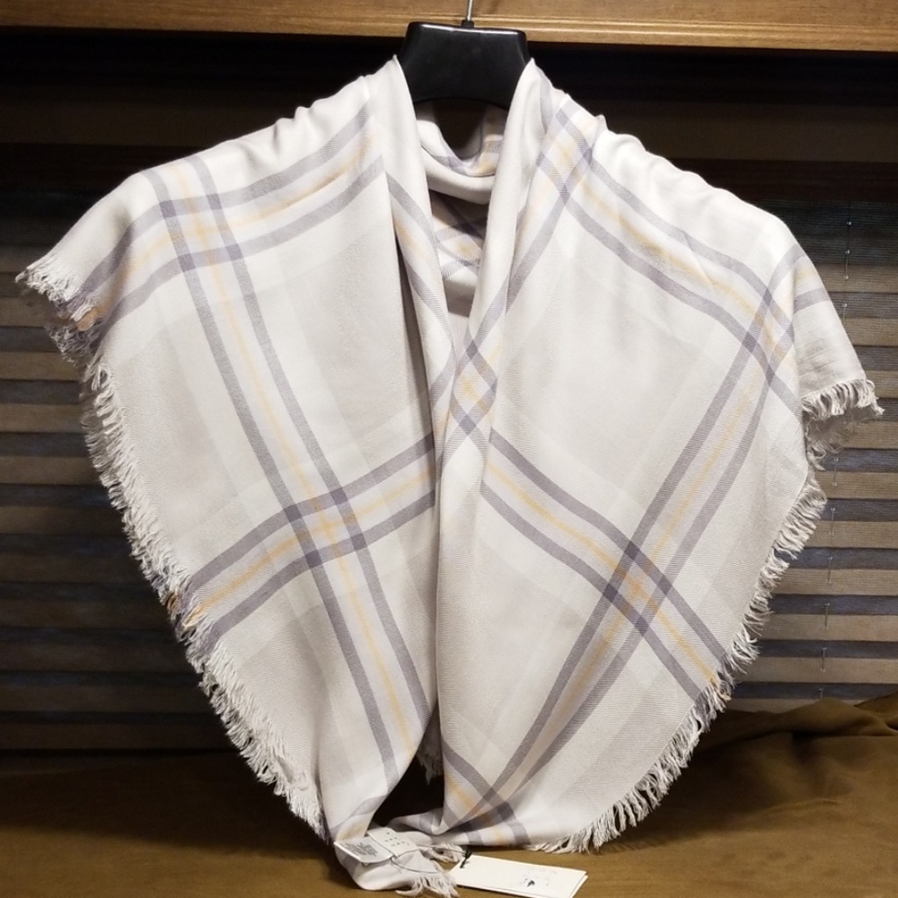 π 2/$15 NWT A New Day Shawl, Drape, Wrap - Picture 6 of 11